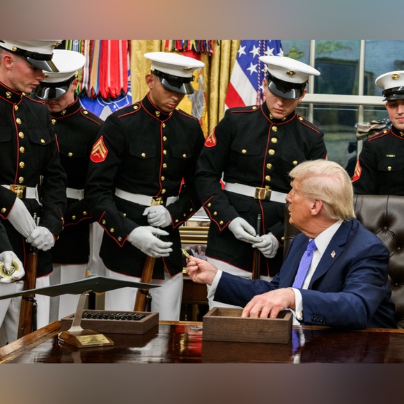 8x10 President Donald Trump hosts a Rose Garden Club Dinner 16pc Photo Set - Picture 6 of 16